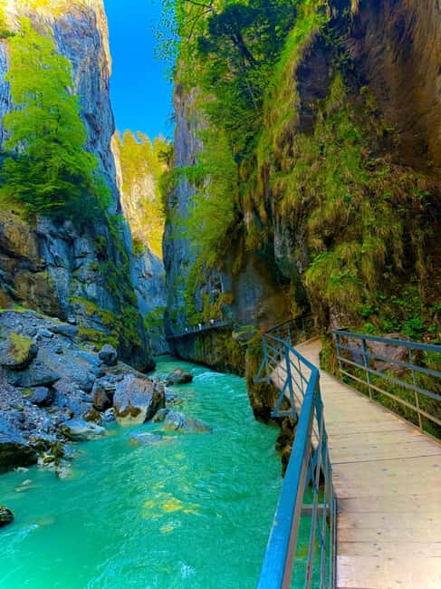 Privat tour Luzern - Interlaken - Grindelwald - Lautenbrunen - What the driver-guide adds