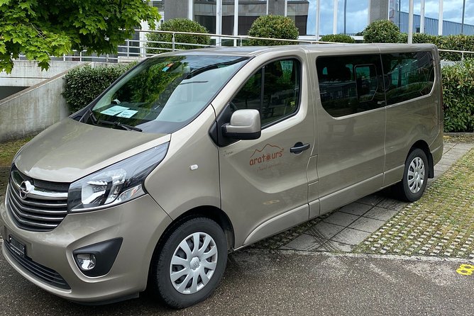 Private Arrival Transfer: from Geneva Airport to Geneva City - Key points at a glance