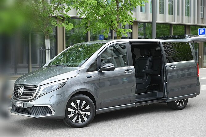 Private Arrival Transfer: from Zurich Airport to Bern City - Zurich Airport arrival without the usual first-hour confusion