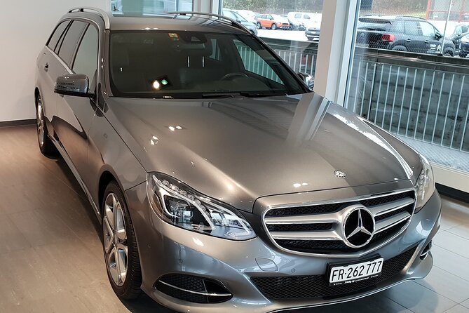 Private Arrival Transfer: from Zurich Airport to Sankt-Moritz - Child seats, luggage, and winter equipment