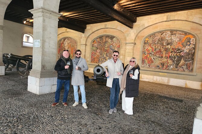 Private Chocolate Tour in Geneva by Tuk Tuk - Taste several chocolates, not just one