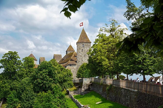 Private direct transfer: Basel to Zurich, English speaking driver - What the Basel pickup feels like