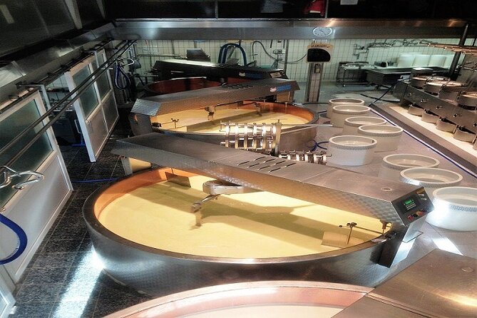 Private Gruyères Tour Including Cheese and Chocolate Factory Visit from Montreux - What the private vehicle changes