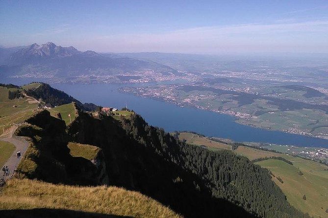 Private Guided Hike on Mt. Rigi with Farm Visit and BBQ - Starting at Torbogen Luzern Bahnhofplatz