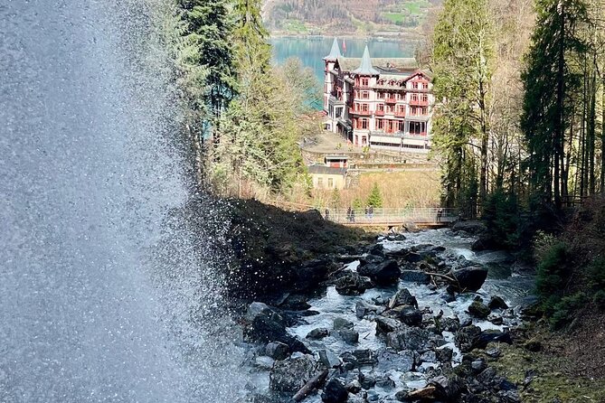 Private Luxury Tour of Switzerland - Lauterbrunnen Valley and its wall of waterfalls