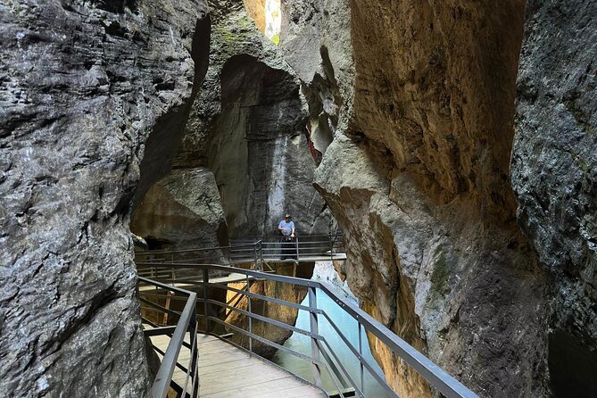 Private Luxury Tour of Switzerland - Aareschlucht: begin beside the rushing Aare