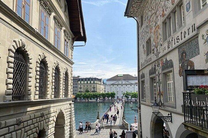 Private Luzern and Mount Titlis Experience in Swiss Splendor - Lake Lucerne and a coffee break