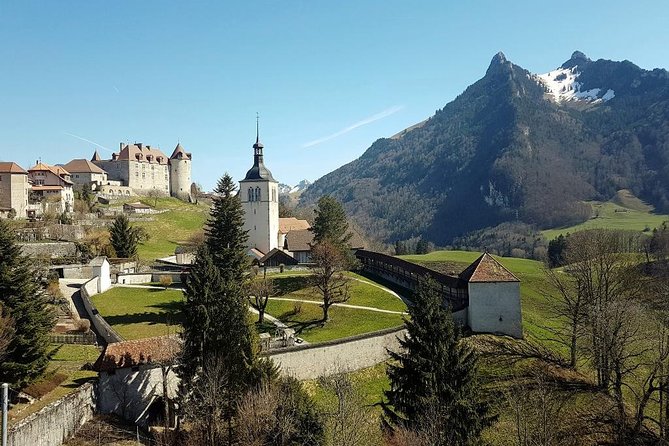Private Swiss Cheese and Chocolate Tour from Interlaken - Bern in 75 minutes
