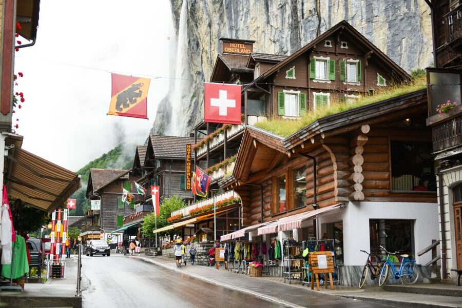 Private Tour from Zurich to Jungfraujoch - The Top of Europe - Riding the cogwheel train to 3,500 meters