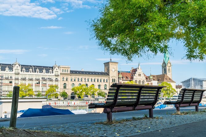 Private Tour of Zurich in 60 minutes with a Local - Augustinergasse and the prettiest old town details