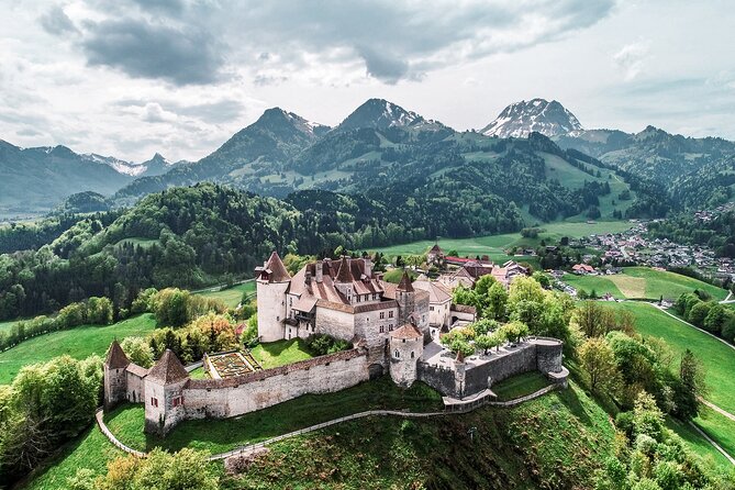 Private Tour to Gruyères, Chocolate & Cheese Factory from Geneva - Lunch, fondue, and what is not included