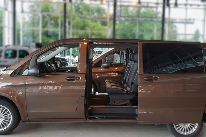 Private Transfer from Grindelwald to Zurich Airport - The private drive to Zurich Airport