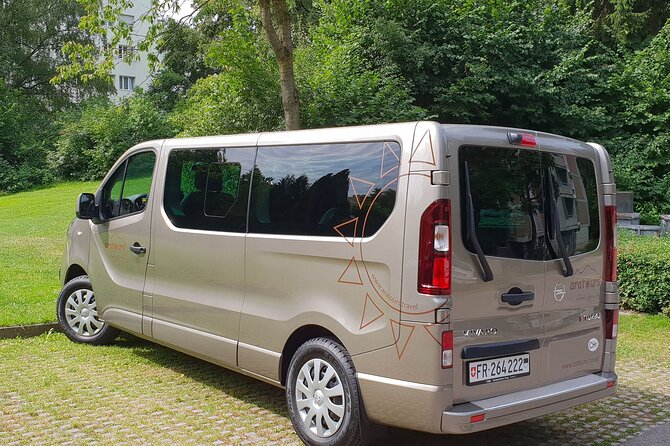 Private transfer from Lucerne to Zurich Airport - What the one-hour ride is really like