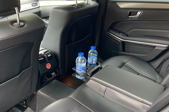 Private transfer from Zurich City to Basel Airport - Key points to know before booking