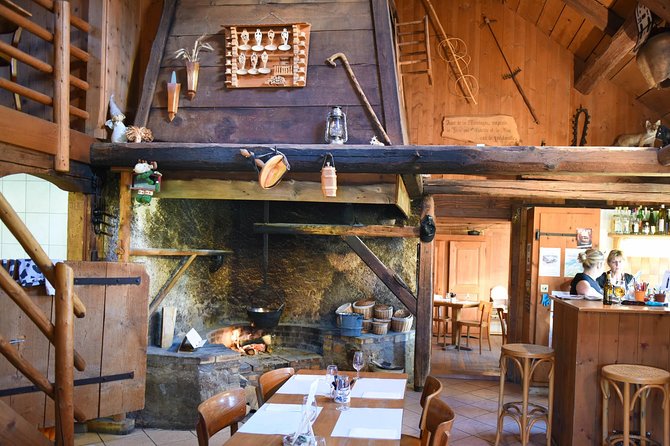 Private Trip from Geneva to Gruyeres: Cheese & Chocolate Tasting - Lunch in the village is your choice