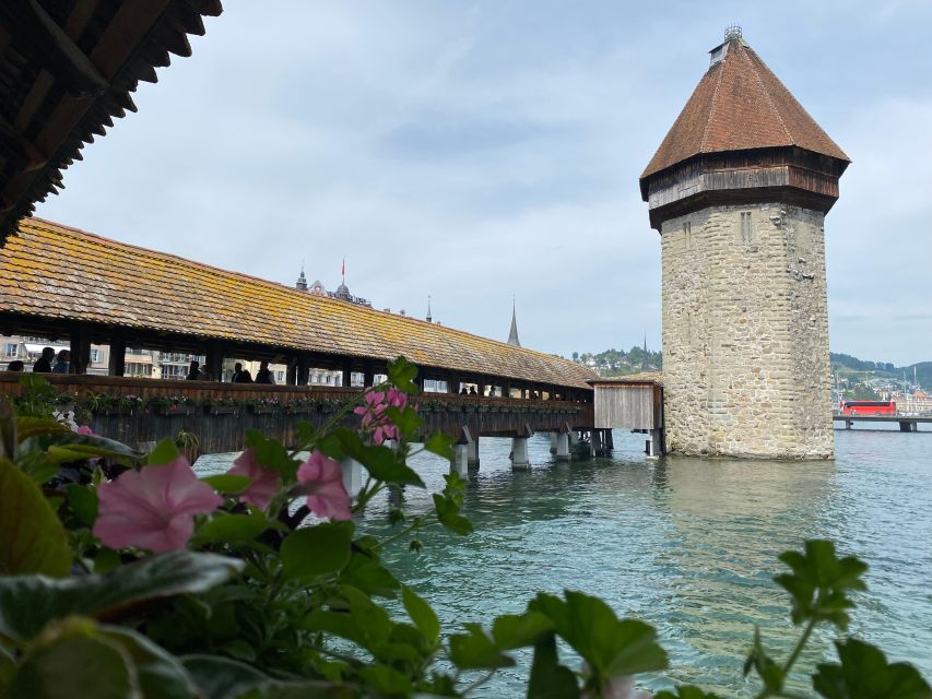 Revealing Lucerne: Self-Guided Reading City Tour - A 1.5 to 2 hour walk, or a full day at your pace
