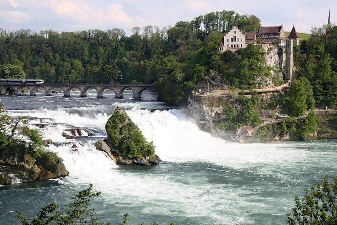 Rhine Falls Coach Tour incl. entry tickets from Zurich - Why Rhine Falls works as a half-day trip