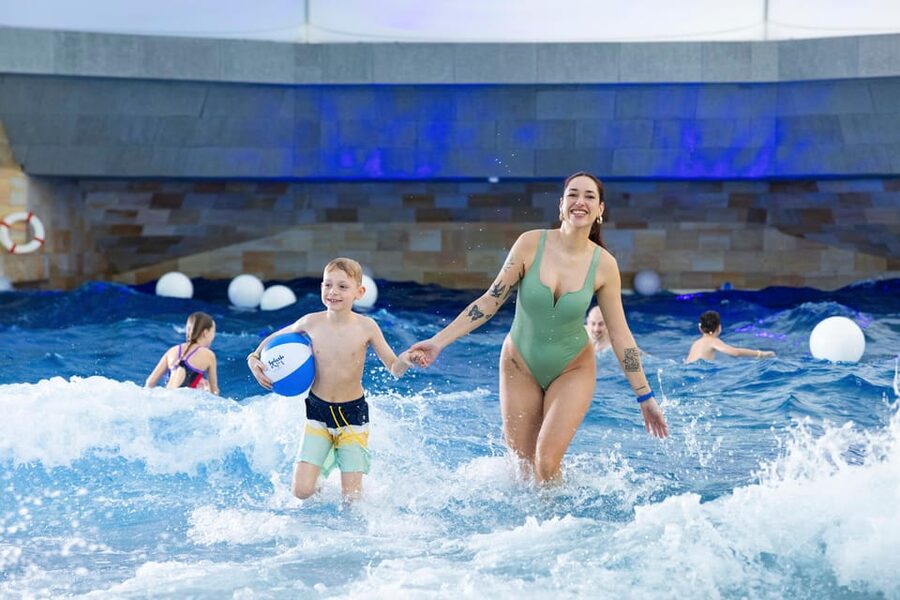 Rivera-Ticino: Splash e Spa Tamaro 4-Hour Waterpark Ticket - The outdoor pool trades speed for views
