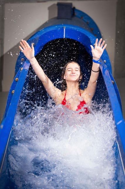 Rivera-Ticino: Splash e Spa Tamaro 4-Hour Waterpark Ticket - Seven slides, from Twister to Cannon Bowl