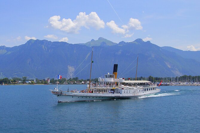 Round trip cruise from Montreux to Chillon - From Montreux past Clarens and Territet