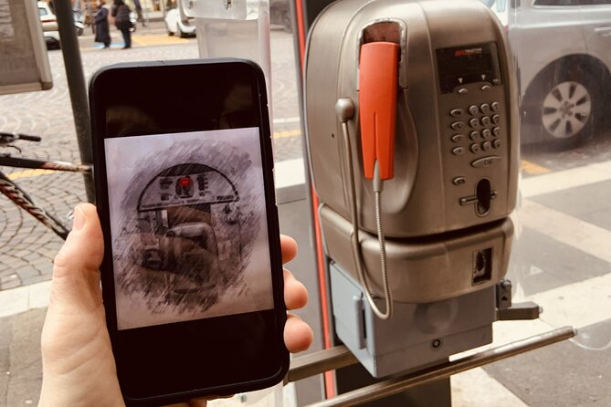 Sato Code Escape Room across Zug - The phone app makes teamwork necessary