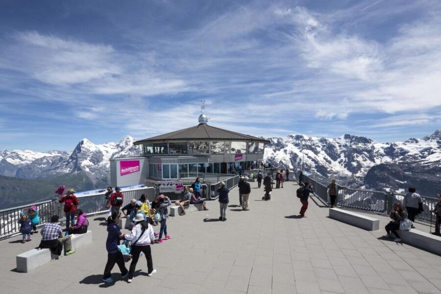Schilthorn Day Trip and Bond World 007 from Geneva - Piz Gloria turns with the mountain views