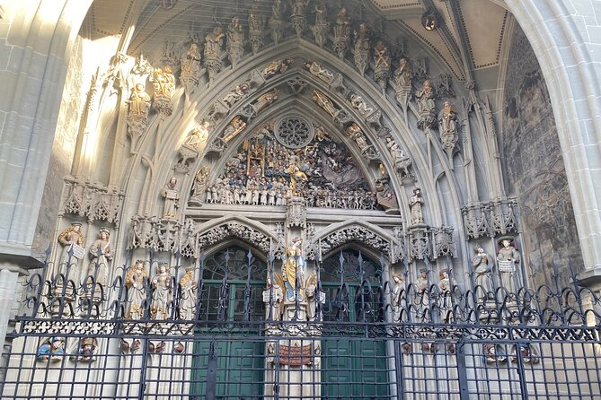 Self-Guided Audio City Tour in Bern - Bern Minster deserves the longest pause
