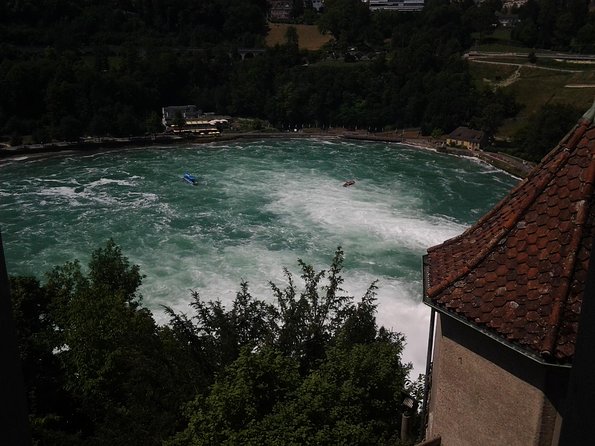 Stein am Rhein and Rhine Waterfalls Day Trip from Zürich - The 35-minute ride to Schloss Laufen