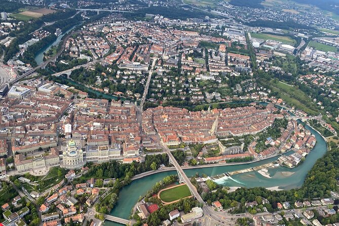 Swiss Capital city helicopter sightseeing tour - the ideal flight to see Berne - The Aare River gives Bern its shape