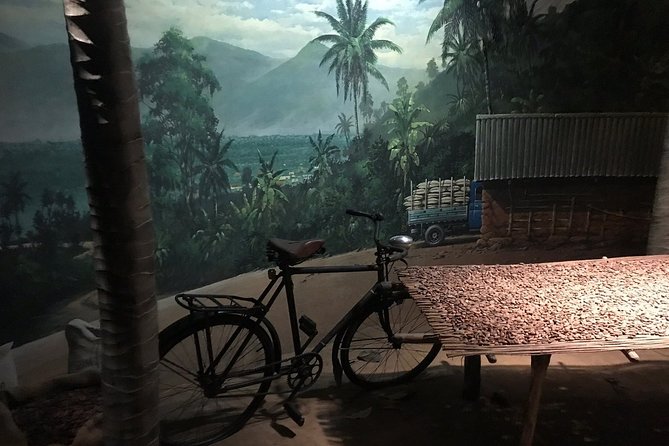 Swiss Chocolate Adventure at Swiss Museum of Transport in Lucerne - Stop 2: The chocolate-cube ride