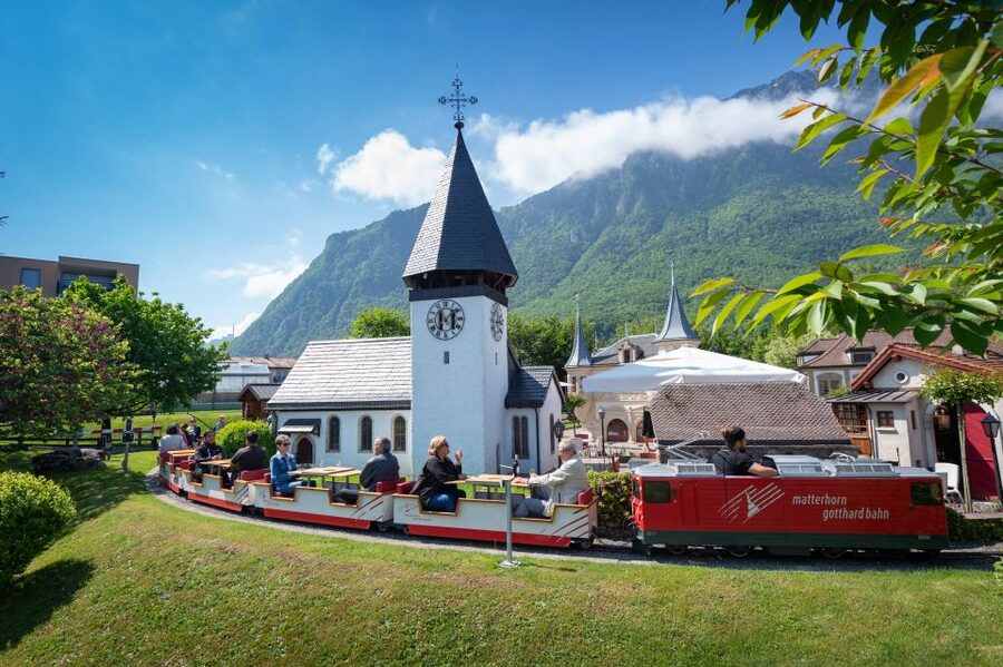 Swiss Vapeur Parc : the most beautiful railway park - Riding four routes through the park