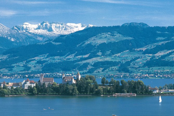 The Great Tour of Zurich by Bus and Boat - How much value do you get for $82.21?