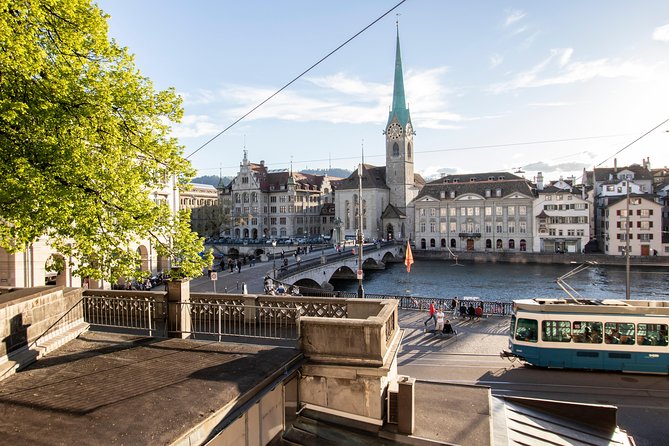 The Secret Doors of Zurich - Final call: unusual access, but guide quality matters