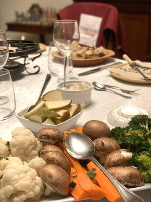 Traditional Swiss Dinner: Cheese Fondue, Appetizers/Dessert - A Basel dinner built around hospitality