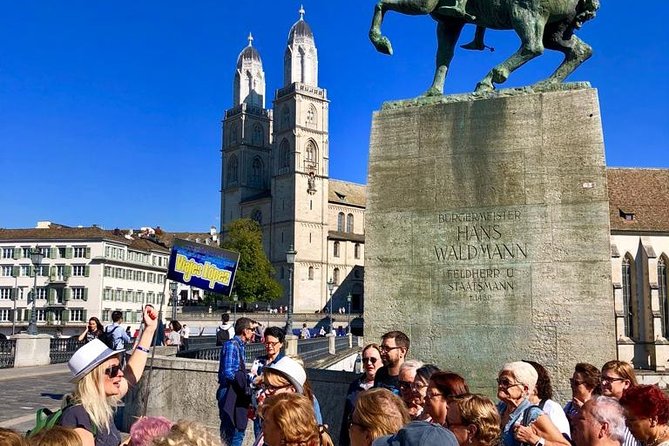 Walking tour of Zurich - your first overview of the city (Private Tour) - Lindenhof Hill for the best broad view