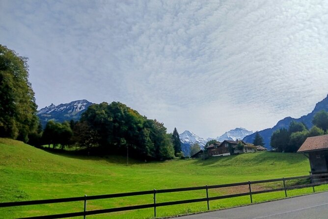 Waterfall Lauterbrunnen CLOY Pier Iseltwald Interlaken Private - Starting around Interlaken, with local color along the road