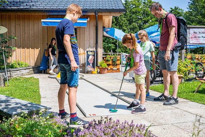 Wildhaus Foxtrail Funi - Following the clues through the village