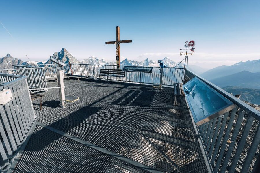 Zermatt: Matterhorn Glacier Paradise Cable Car Ticket - From Zermatt meadows to the Theodul Glacier