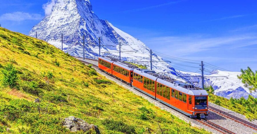 Zermatt: Mount Gornergrat Spectacular Summit Train Ticket - Reaching the Gornergrat summit