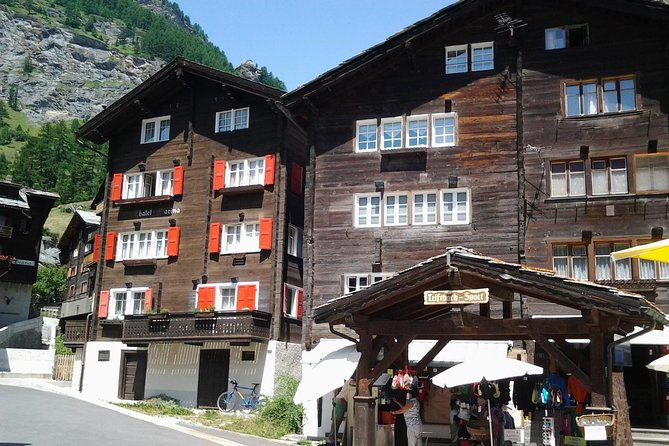 Zermatt Village Walk and Mt. Gornergrat Private Day Trip - The mountaineers’ cemetery and Matterhorn history