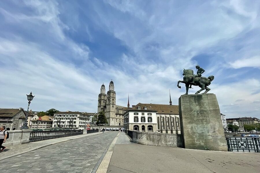 Zürich: 2-Hour Sightseeing Bus Tour - Simple ways to make the tour better