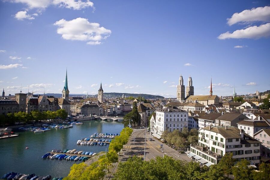 Zürich: 2-Hour Sightseeing Bus Tour - The Swiss National Museum and Zürich’s city story