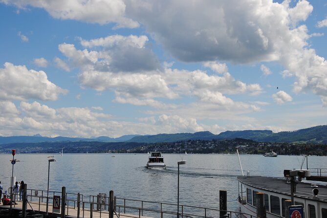 Zurich 360° City Walk Tour Including Hidden Spots - Niederdorf, Cabaret Voltaire, and two secret stops