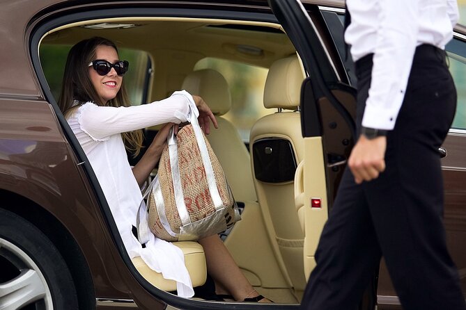 Zurich Airport Stress-Free Private Transfer - What the private format adds