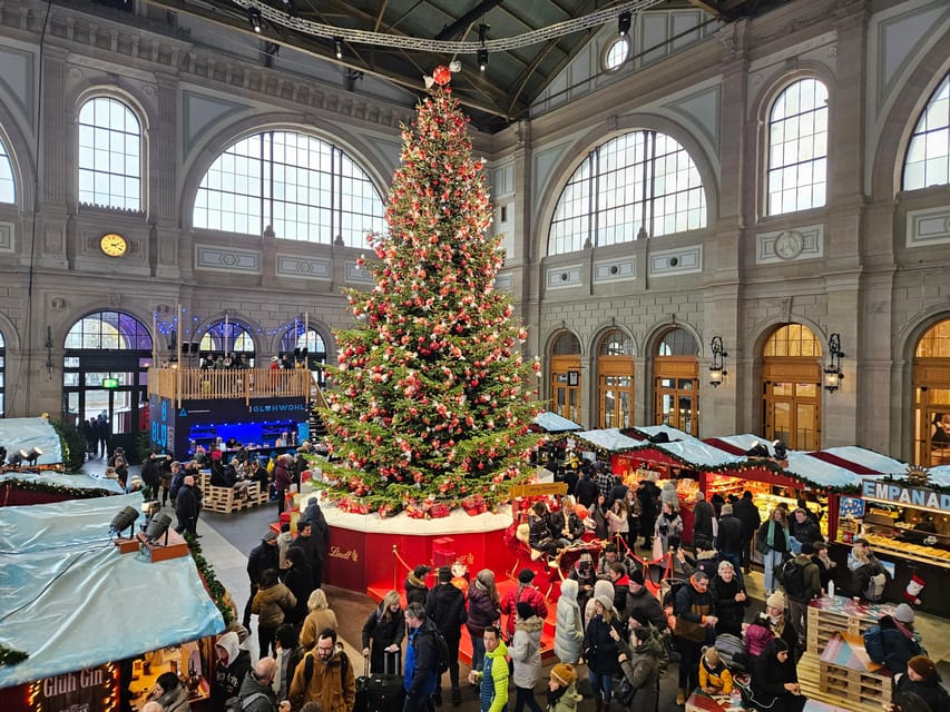 Zurich Christmas Market Tour - The main station and its Swarovski Christmas tree