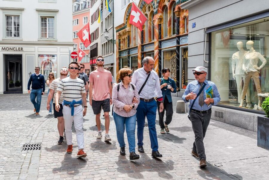 Zurich: City Highlights Tour by Bus, Cable Car, and Ferry - The bus route adds Zurich’s wider frame