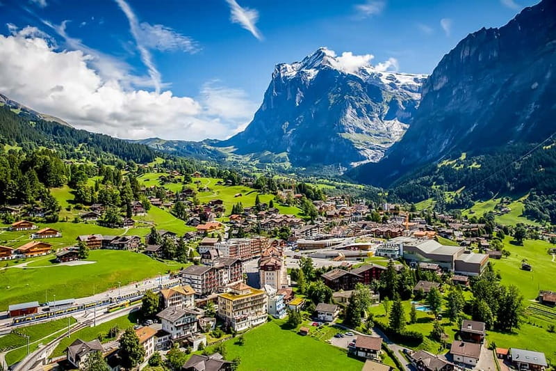 Zurich: Day Trip to Grindelwald, Interlaken & Lauterbrunnen - Interlaken gives you a quick first look