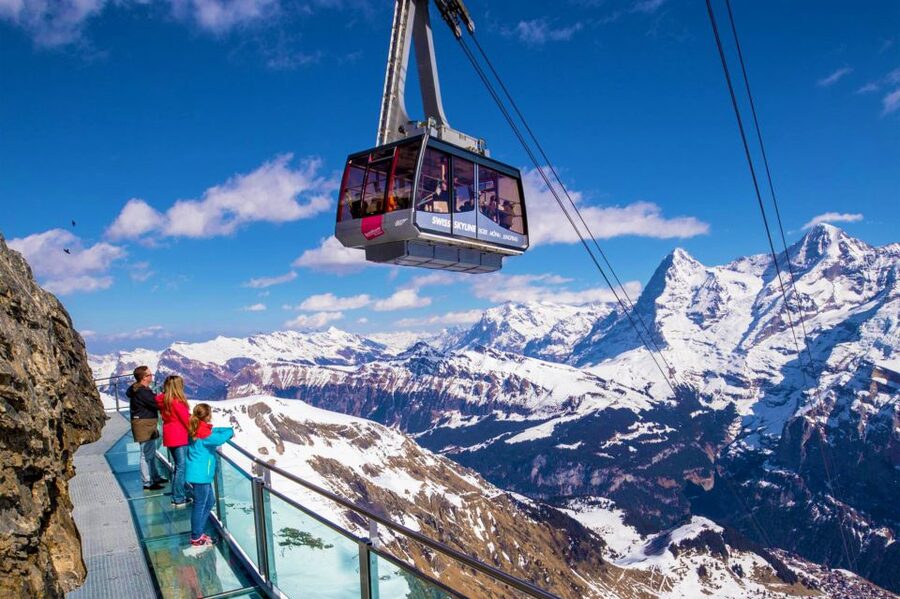 Zurich: Day trip to Schilthorn, Thrill Walk, and Bond World - A short taste of Interlaken