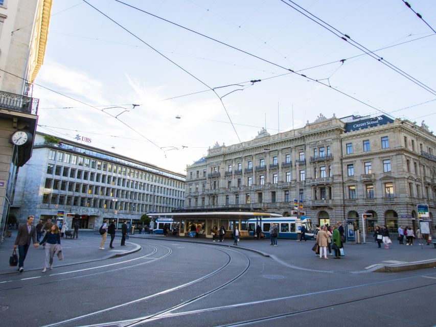 Zurich: Exclusive Swiss Banking Tour with a Local - Bahnhofstrasse sets the scene for Zurich’s money story
