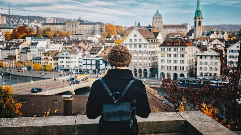 Zurich: Express Walk with a Local in 60 minutes - Key points at a glance